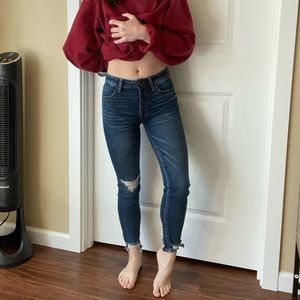 SOLD ON DEPOP AE distressed skinny jeans